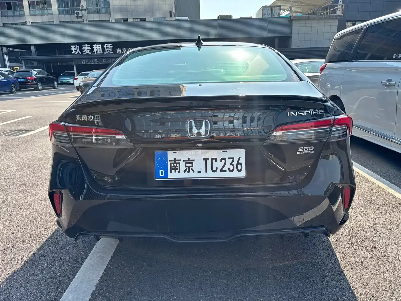 Honda Inspire 260TURBO Elite Edition 2025 — фото 5