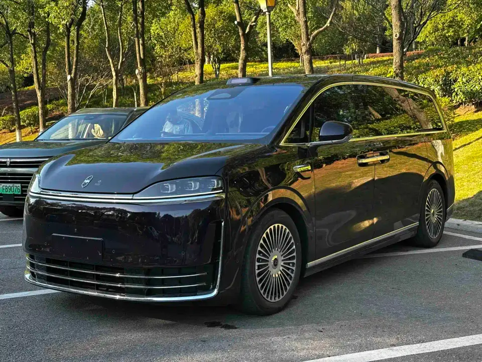 Zhijie Zunjie MPV Model Mid-Range Edition 2026