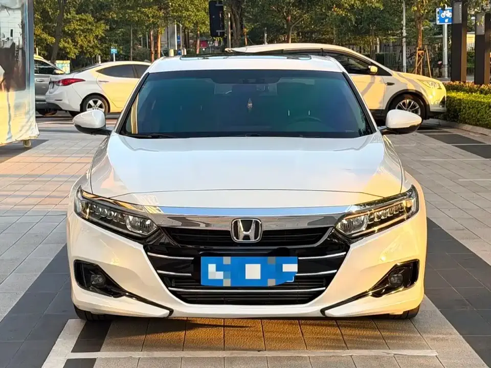 Honda Accord 260TURBO Luxury Edition 2023