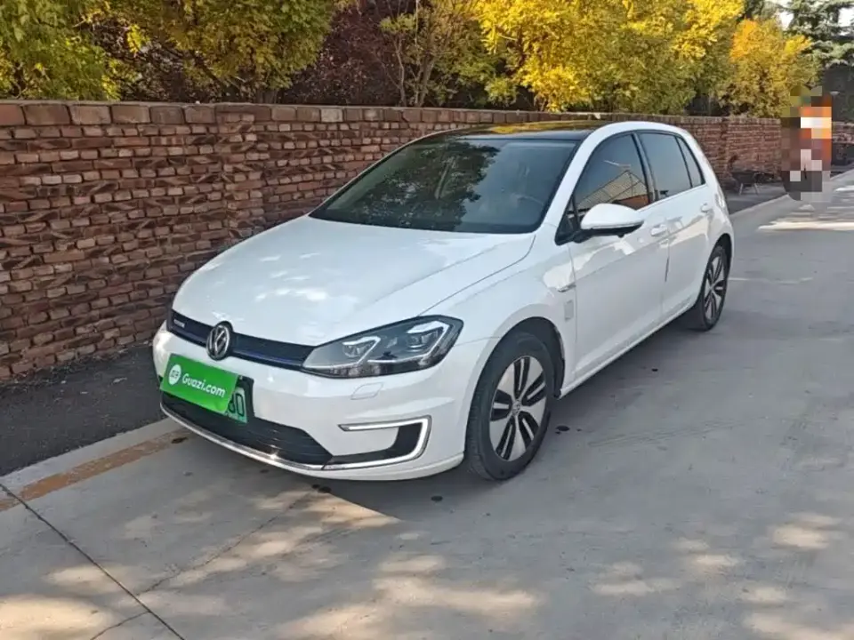 Volkswagen Golf Electric Chi 2020