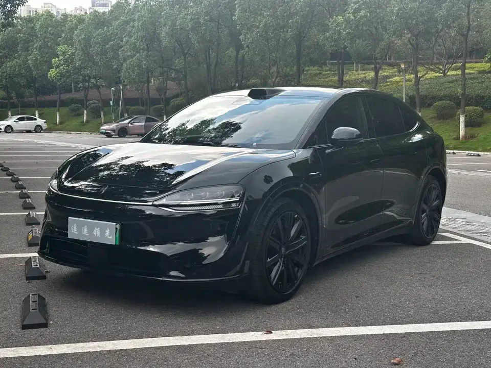 Zhijie Luxeed R7 All-electric UItra 2025