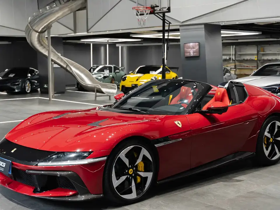 Ferrari 12Cilindri 6.5L Spider 2026