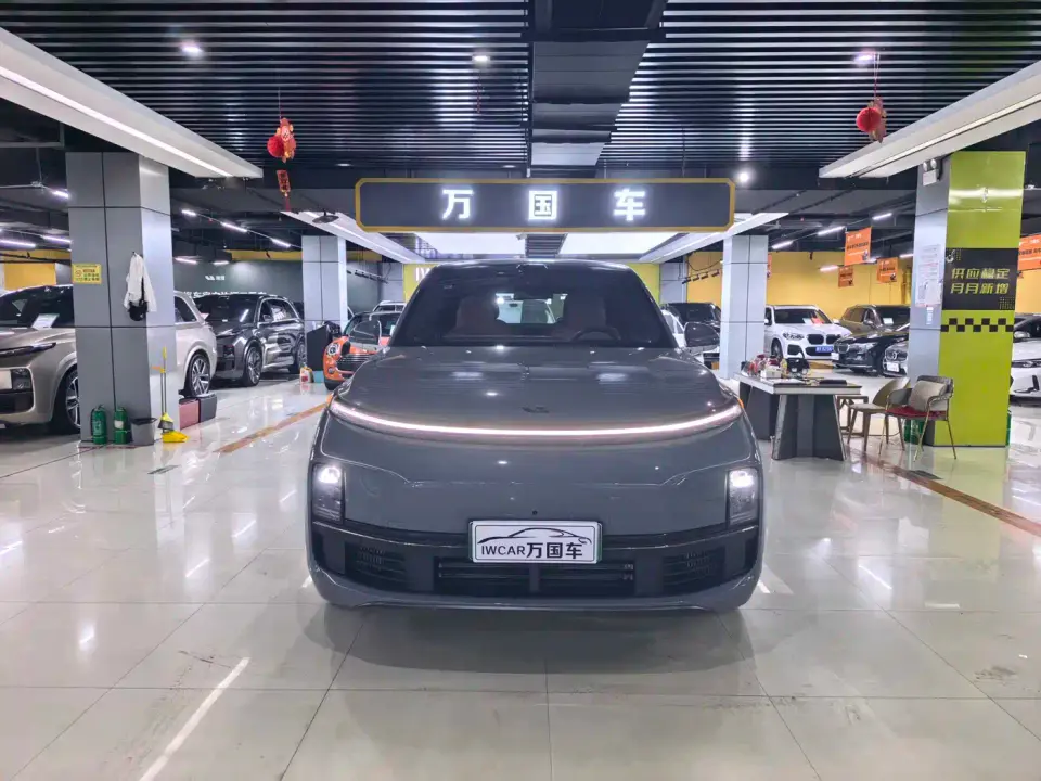 Li Auto Li L8 Ultra Smart Renewal Edition 2025