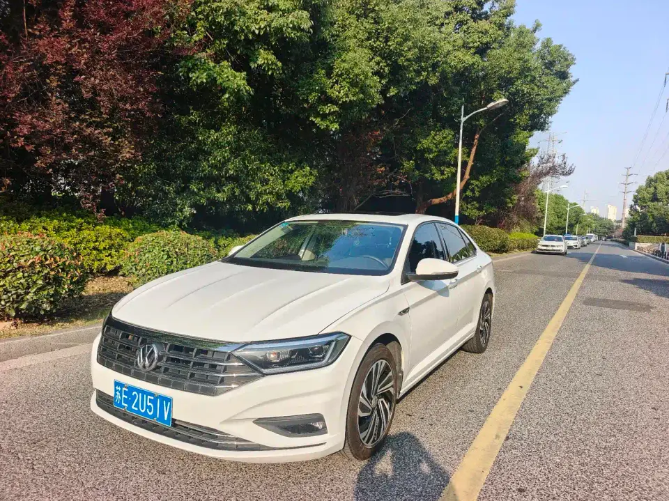 Volkswagen Sagitar 200TSI DSG Surpassing Edition 2022