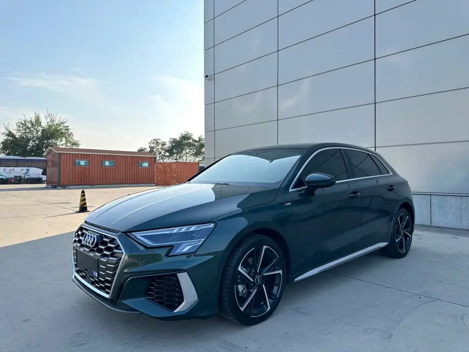 Audi A3 Model Sportback 35 TFSI Fashion Sport 2023