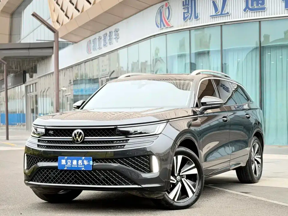 Volkswagen Talagon 380TSI 4WD R-Line Touring Edition 2023