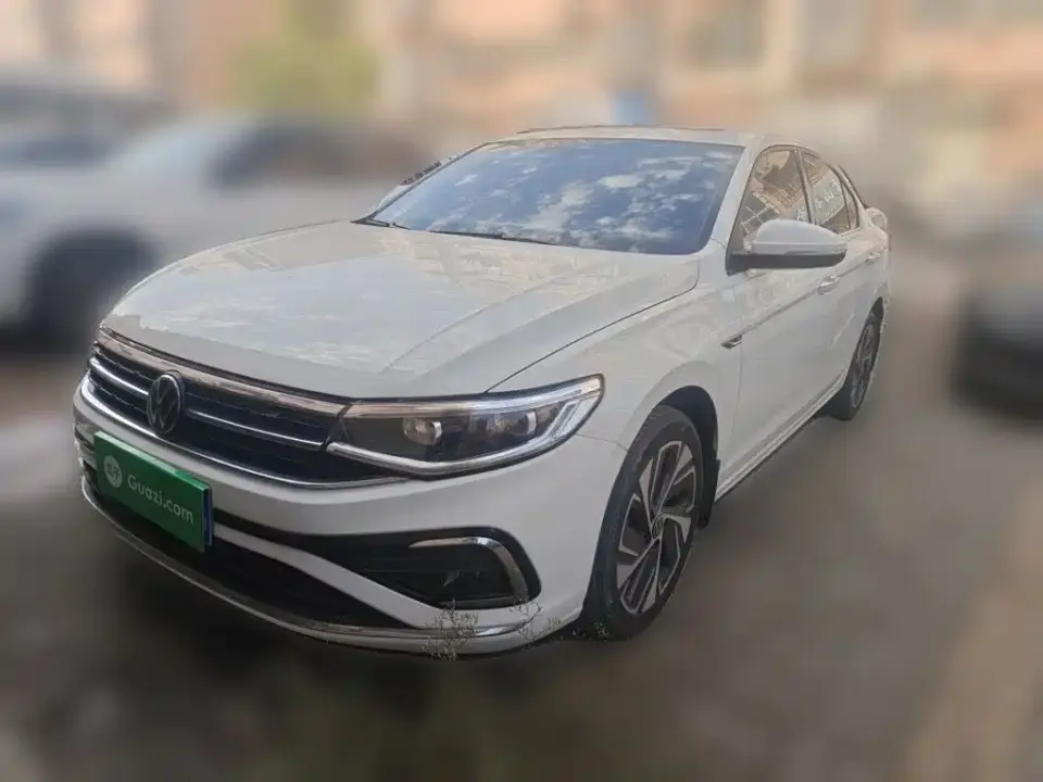 Volkswagen Bora 300TSI DSG Premium Edition 2023