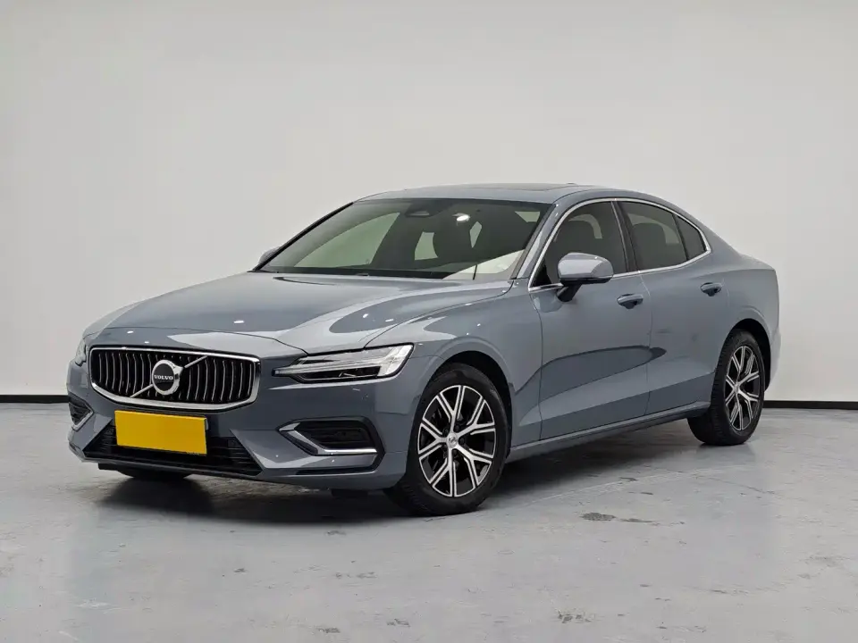 Volvo S60 B4 Elegance Luxury Edition 2023