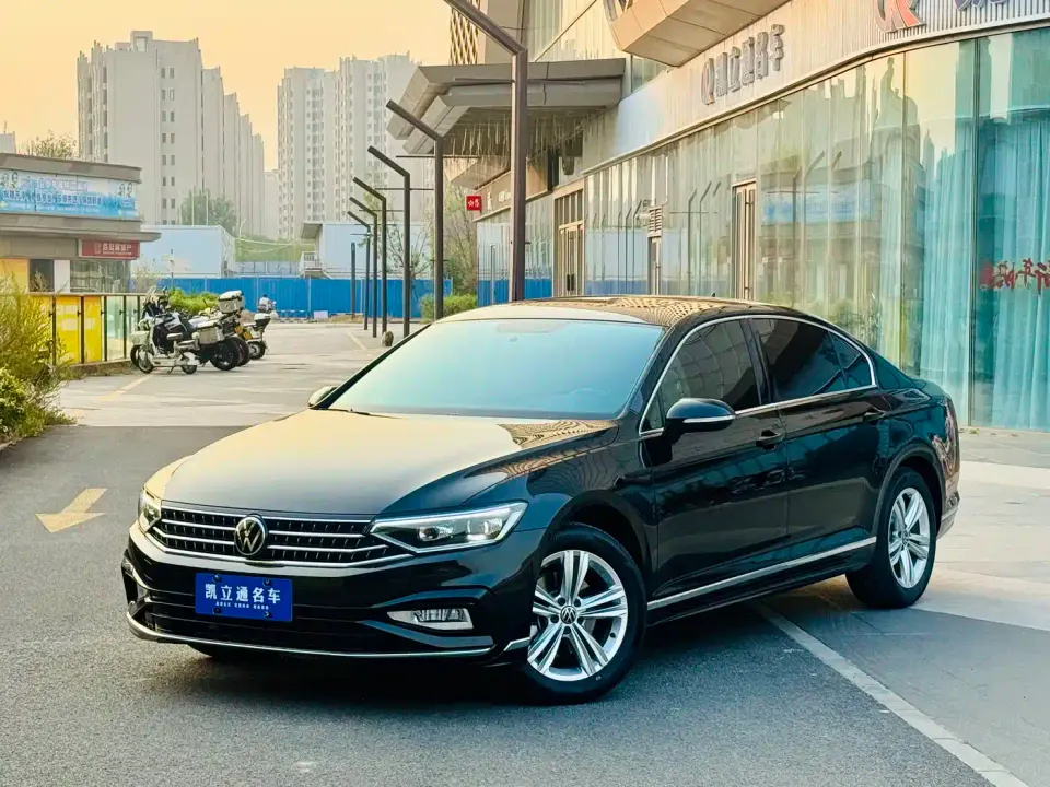Volkswagen Magotan Popular Edition 280TSI DSG Comfort 2025