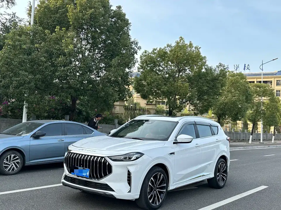 Jetour X70 PLUS 1.6T DCT Champion PLUS 7-seater 2023