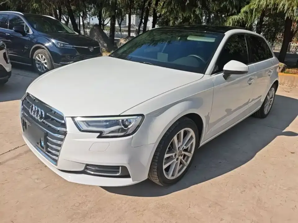 Audi A3 Facelift Sportback 35 TFSI Progressive (China VI) 2020