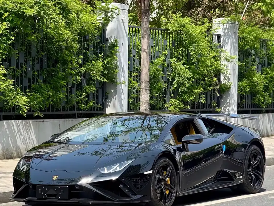 Lamborghini Huracán Huracán EVO RWD 2022