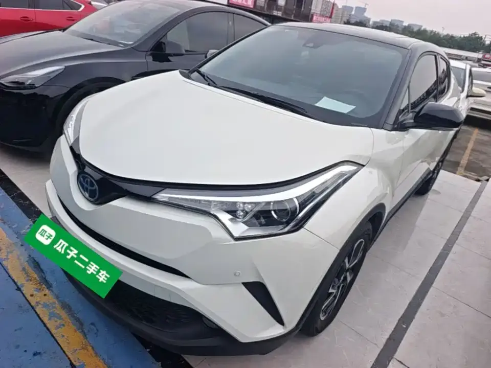Toyota C-HR Model 2.0L Leading 2019