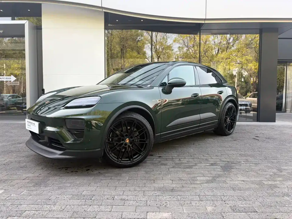 Porsche Macan EV Macan 4 2025