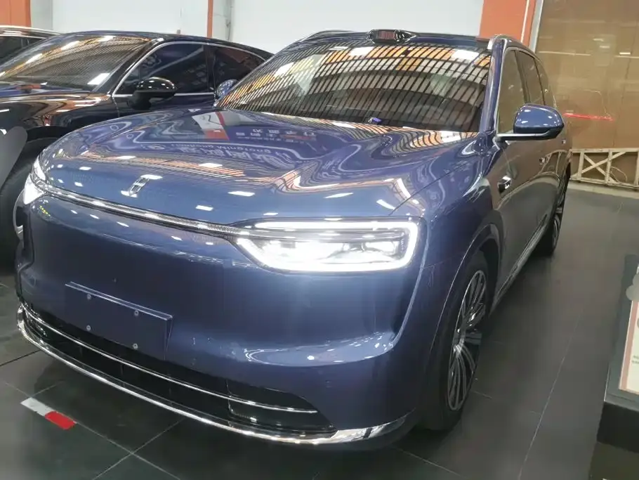 AITO Wenjie AITO M7 Extended Range Base Model 6-Seater 2025
