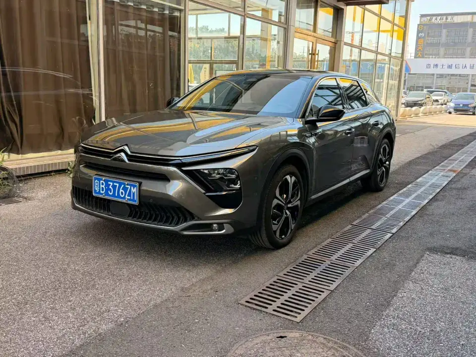 Citroen Versailles C5 X 1.6T Lead Extraordinary Tiger Year Opening Edition 2022