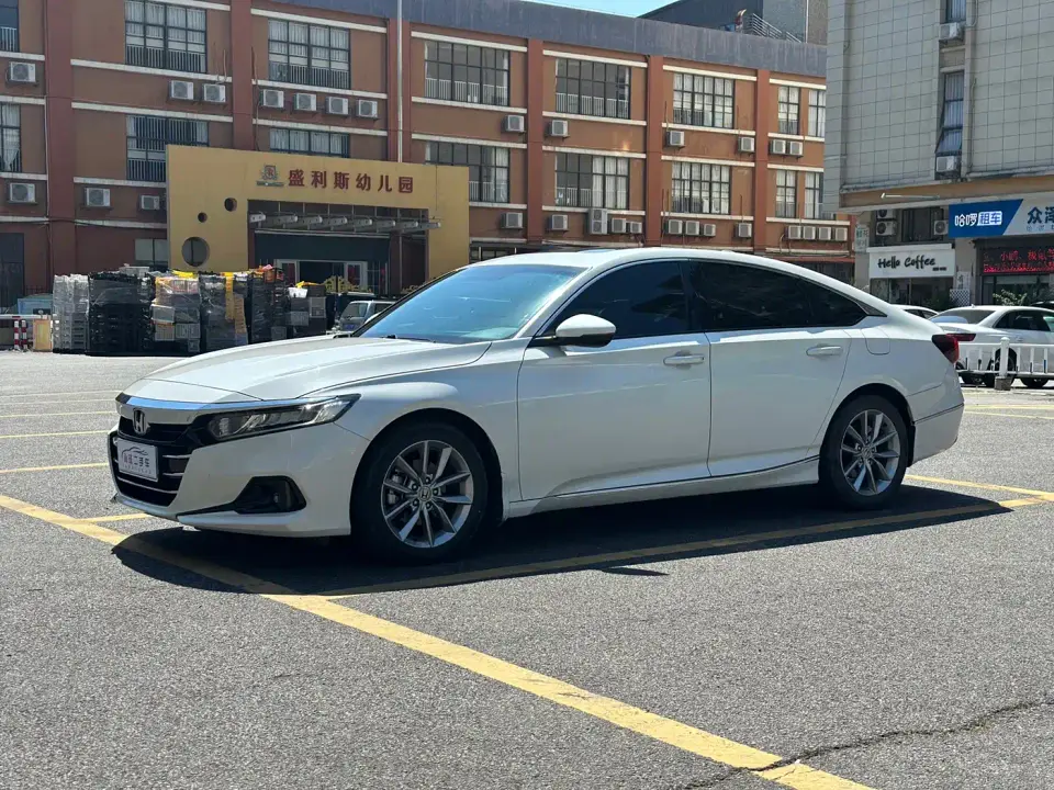 Honda Accord 260TURBO Luxury Edition 2021