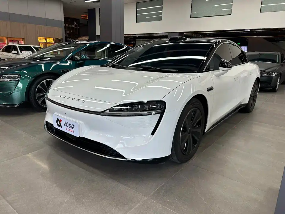 Zhijie S7 Max RWD Long Range Smart Drive 2024