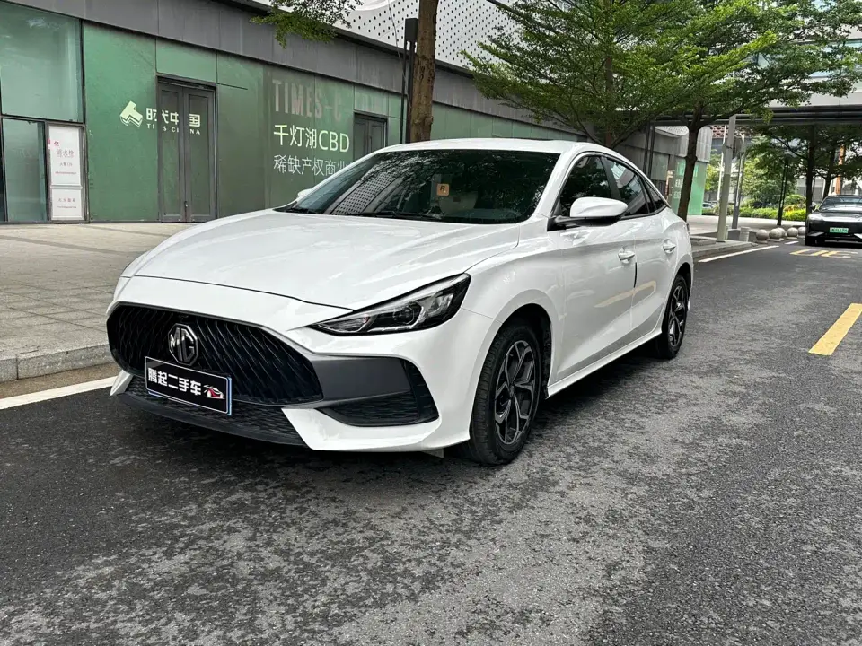 MG MG5 180DVVT CVT Youth Luxury Edition 2022