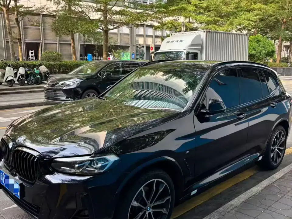 BMW X3 xDrive30i Leading M Night Package 2025
