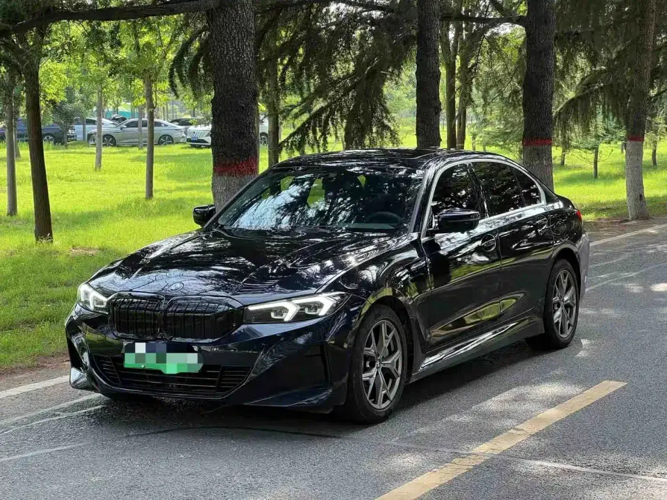 BMW i3 eDrive 35 L 2023