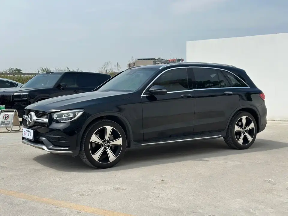 Mercedes-Benz GLC-Class Model GLC 300 L 4MATIC Luxury Edition 2022
