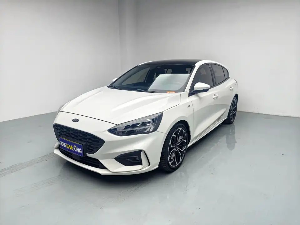 Ford Focus Hatchback EcoBoost 180 Automatic ST Line 2021