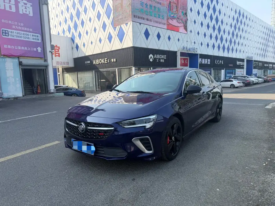 Buick Regal GS Premium 2022
