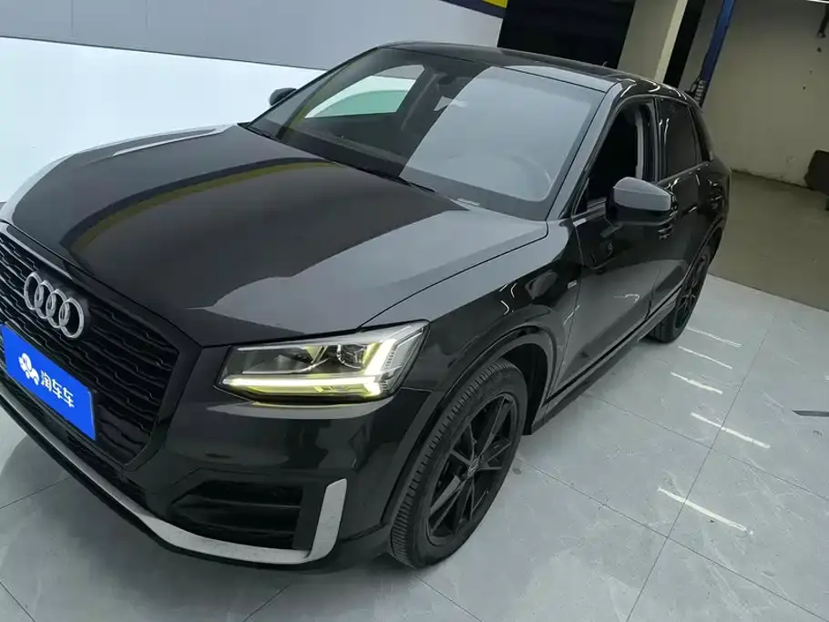 Audi Q2L 35 TFSI Progressive Dynamic Model 2020