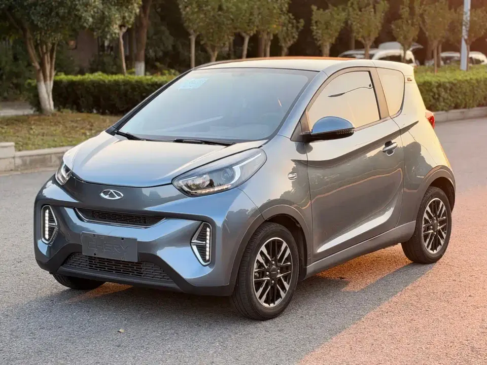 QQ New Energy Little Ant Youth Edition 251km True Love Version 25.05kWh 2024