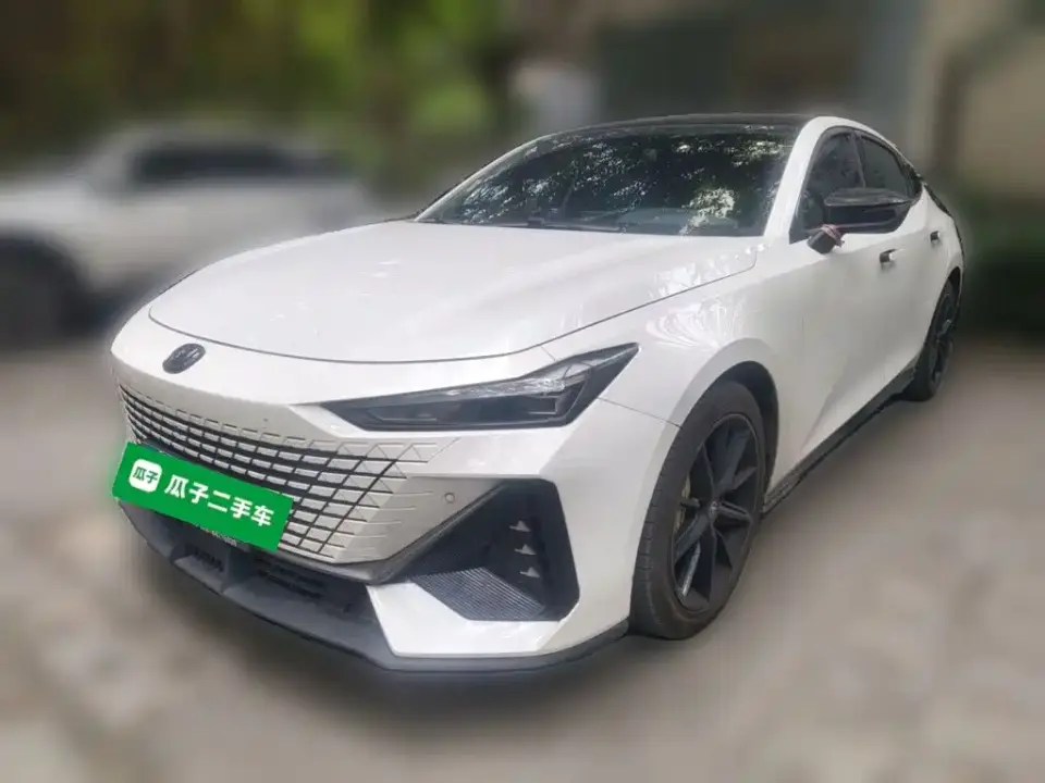 Changan UNI-V 1.5T Luxury Edition 2023