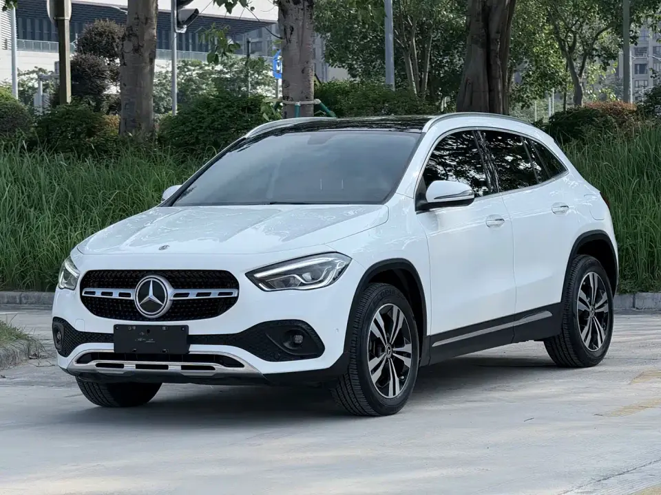 Mercedes-Benz GLA-Class GLA 200 2020