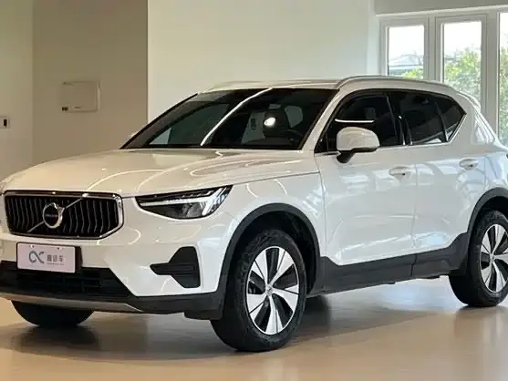 Volvo XC40 B3 Smart Elite Luxury Edition 2024
