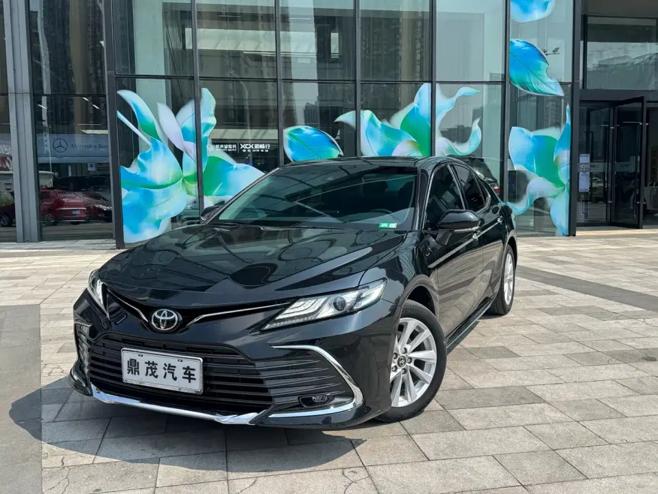 Toyota Camry 2.0G Luxury Edition 2023