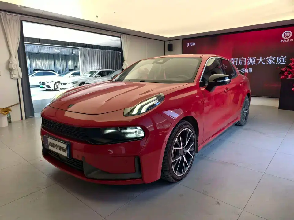Lynk & Co 03 2.0TD Auto Power Pro Version 2020