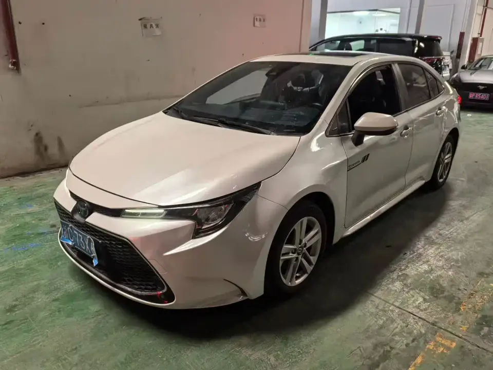 Toyota Levin Dual Engine 1.8H E-CVT Luxury Edition 2020