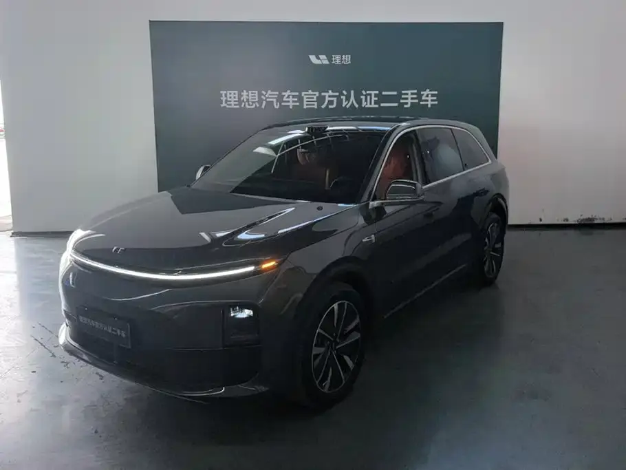 Li Auto L6 Pro Smart Renewal Edition 2025