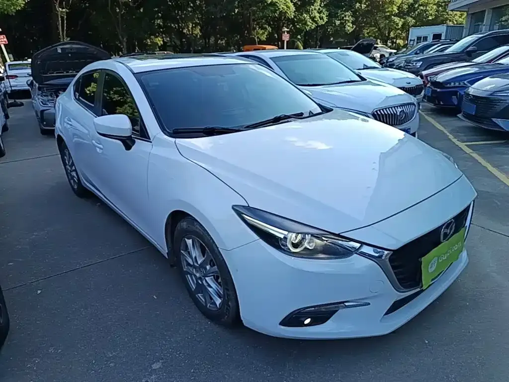 Mazda Mazda3 Axela Sedan 1.5L Automatic Luxury China V 2019 — фото 4