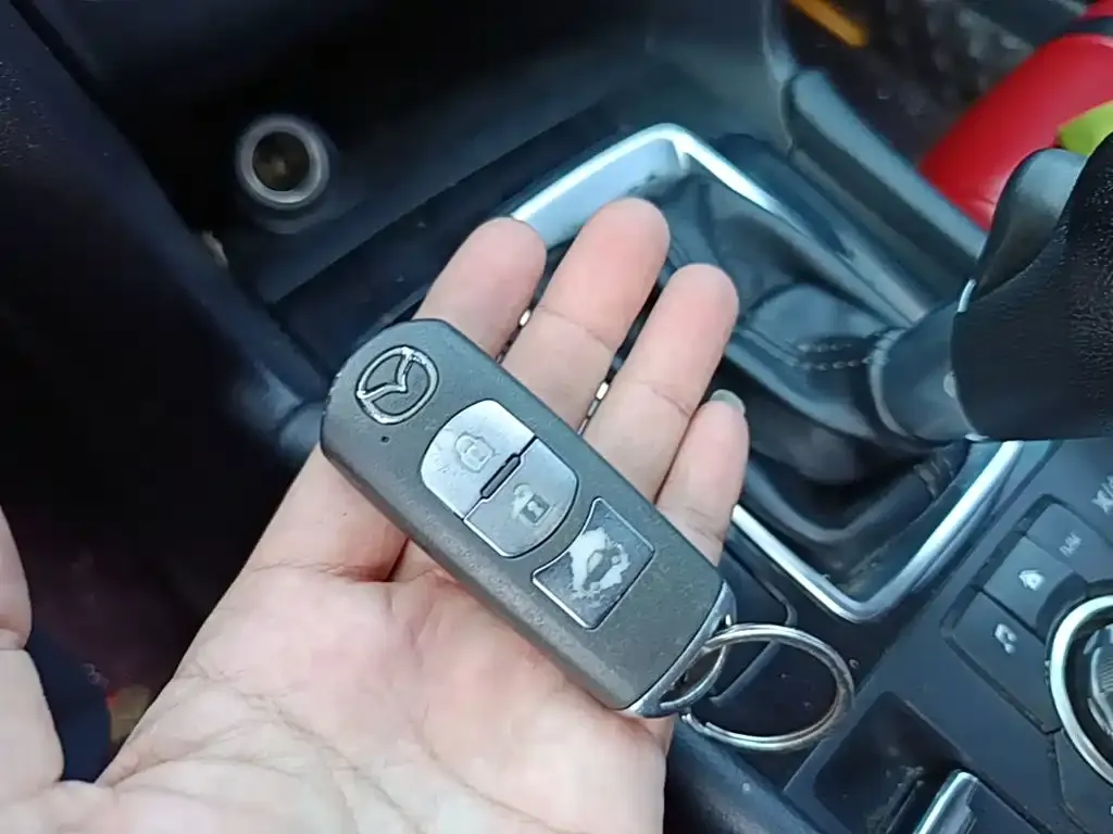 Mazda Mazda3 Axela Sedan 1.5L Automatic Luxury China V 2019 — фото 9