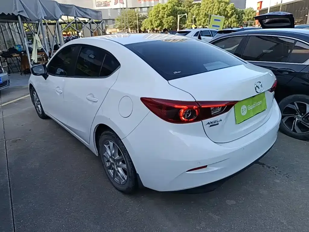 Mazda Mazda3 Axela Sedan 1.5L Automatic Luxury China V 2019 — фото 5