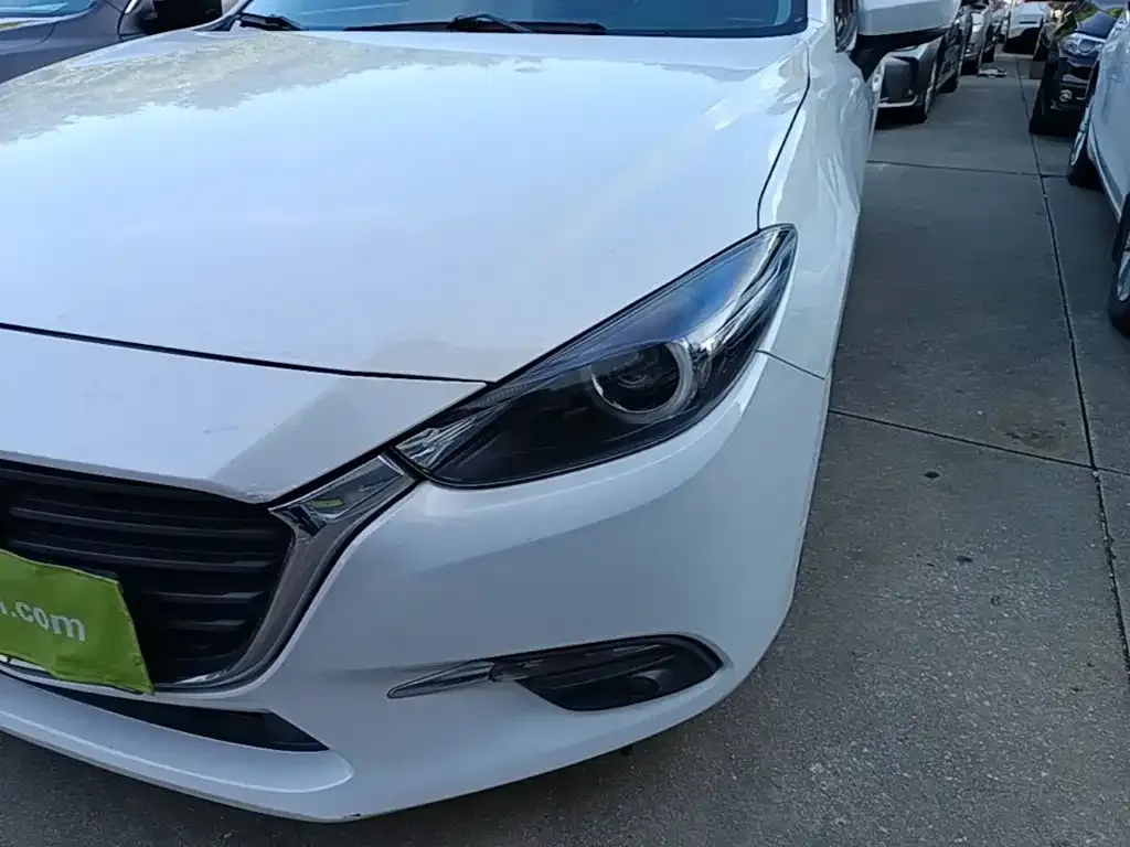 Mazda Mazda3 Axela Sedan 1.5L Automatic Luxury China V 2019 — фото 24