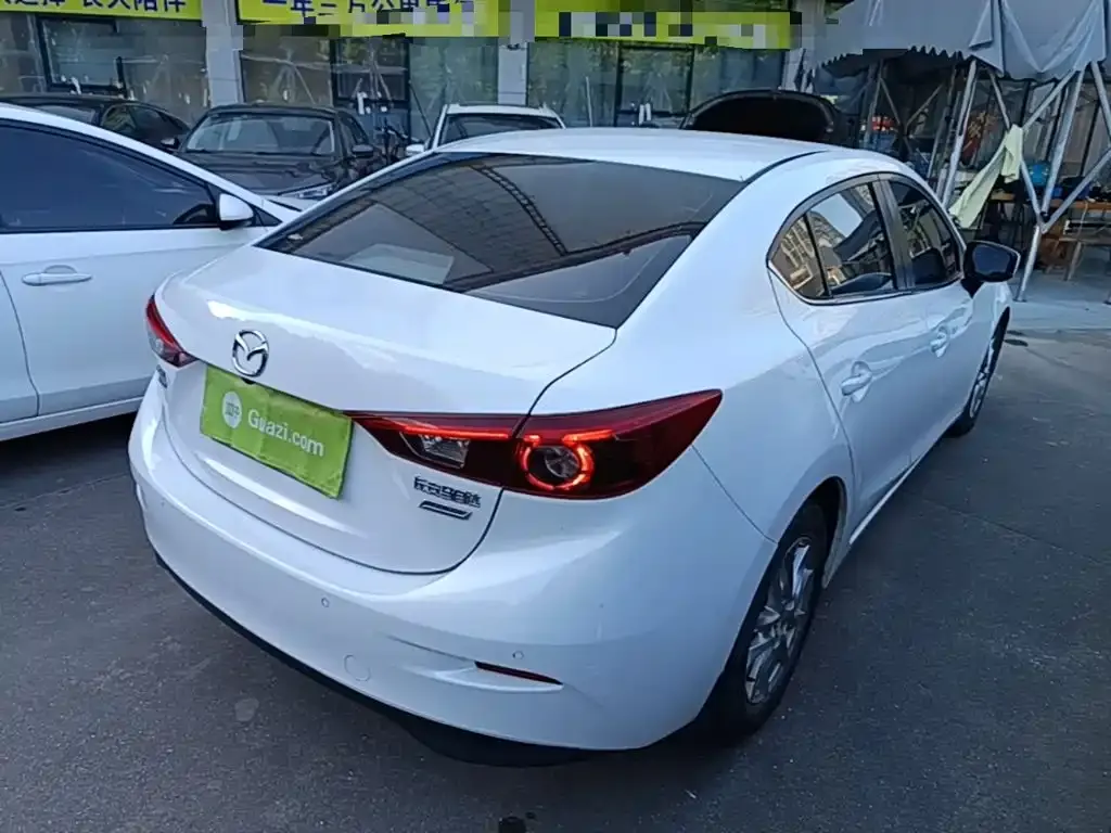 Mazda Mazda3 Axela Sedan 1.5L Automatic Luxury China V 2019 — фото 7