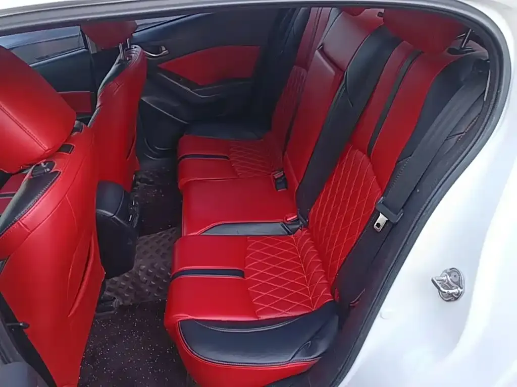 Mazda Mazda3 Axela Sedan 1.5L Automatic Luxury China V 2019 — фото 17