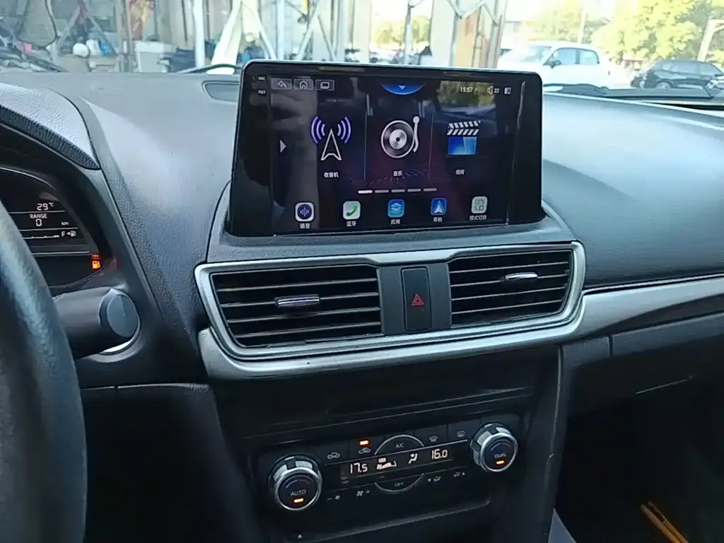 Mazda Mazda3 Axela Sedan 1.5L Automatic Luxury China V 2019 — фото 13