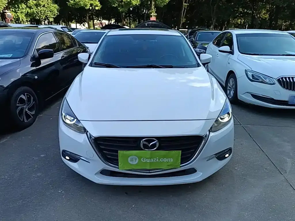 Mazda Mazda3 Axela Sedan 1.5L Automatic Luxury China V 2019 — фото 3