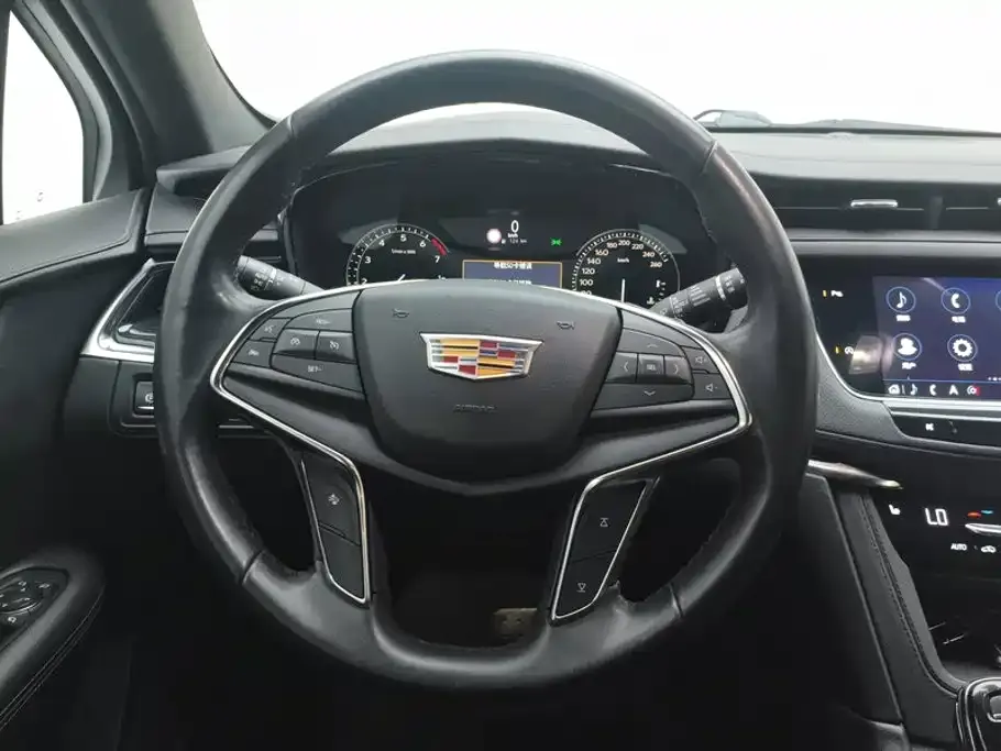 Cadillac XT5 28T Luxury Model 2019 — фото 15