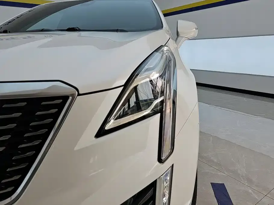 Cadillac XT5 28T Luxury Model 2019 — фото 5
