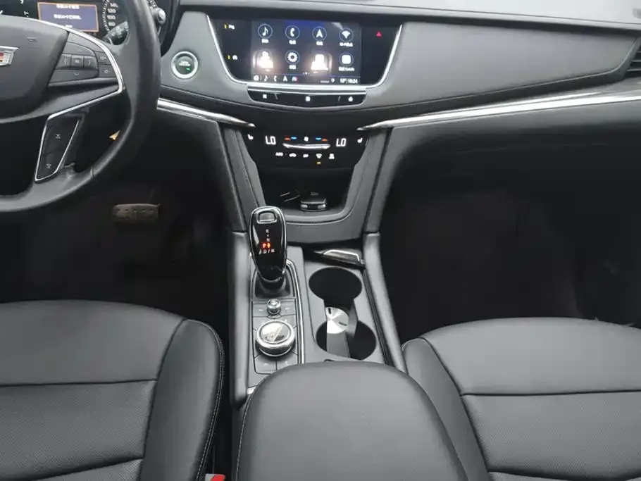 Cadillac XT5 28T Luxury Model 2019 — фото 16
