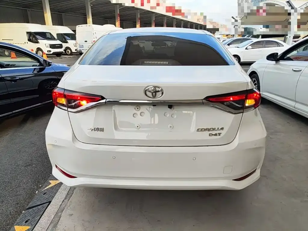 Toyota Corolla 1.2T S-CVT Elite PLUS Edition 2022 — фото 6
