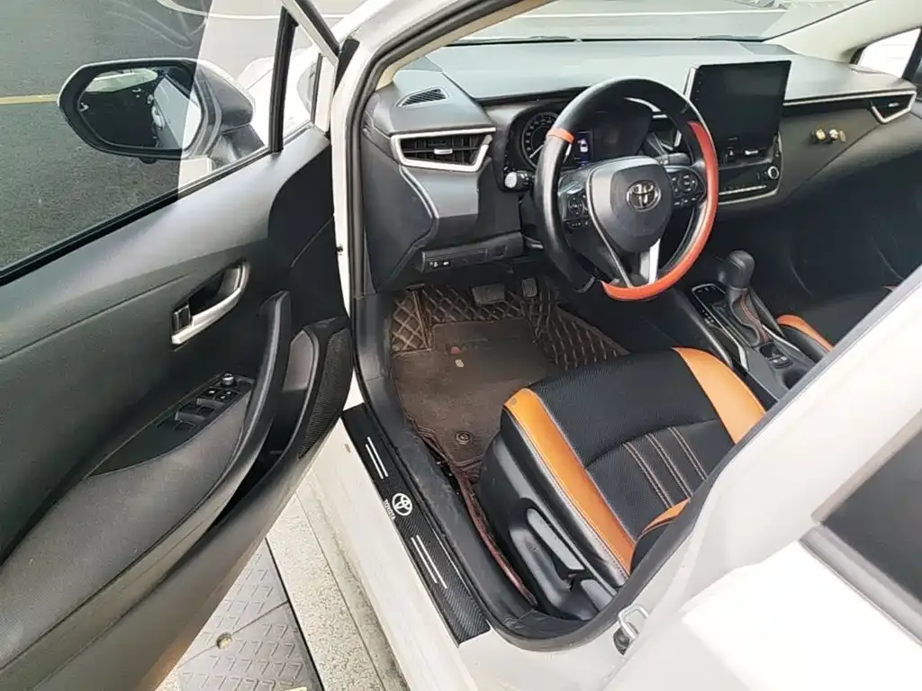 Toyota Corolla 1.2T S-CVT Elite PLUS Edition 2022 — фото 16